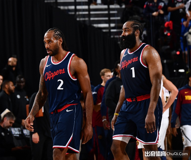 美记：快船还没准备好放弃哈登和小卡 可能会进